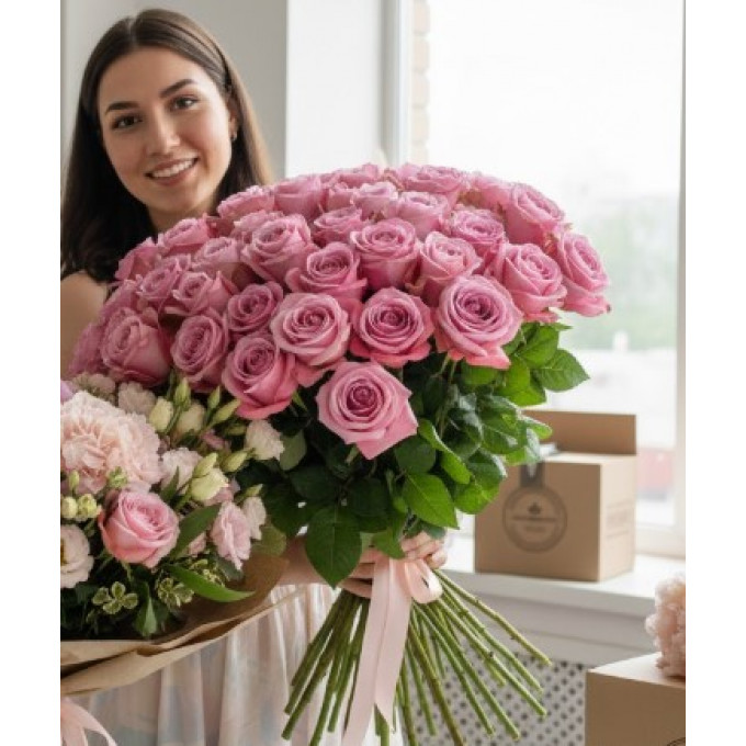 Букет из 31 розовой розы Букет из 31 розовой розы